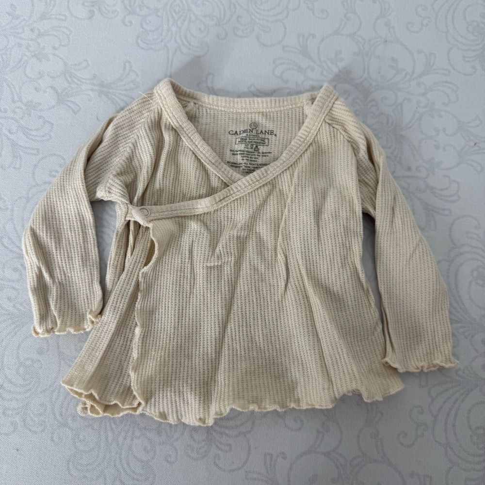 Caden Lane Super Soft Long Sleeve Waffle Cross Over Top Size 0-3 Months